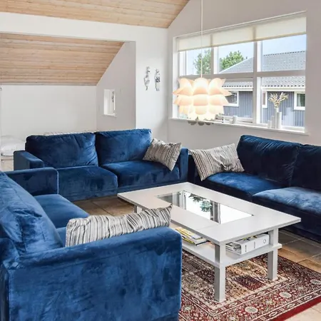 Hébergement de vacances Four-bedroom Holiday In Otterup